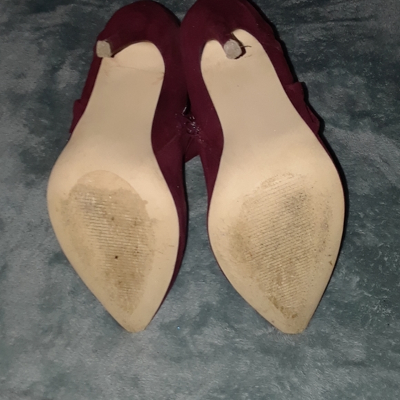 Heels - Picture 1 of 5